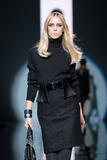 th_23562_Versace_Milan_Fall_Winter_2007_2008_0004_122_1102lo.jpg