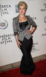 th_24661_celebrity_paradise.com_TheElder_celebrity_paradise.com_TheElder_68_122_145lo.jpg