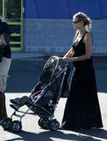 th_40692_fp_klum_seal_kids_47_080506_3_516lo.jpg