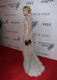 Olsen twins (Сестры Олсен: Мэри-Кейт и Эшли) - Страница 6 Th_57343_celebrity-paradise.com_Ashley_Olsen_Gala_004_123_543lo