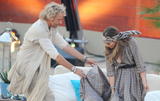 th_30466_celebrity_paradise.com_Jennifer_Lopez_Wetten_Dass_025_122_564lo.jpg