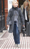 th_22312_celeb-city.org_Kylie_Minogue_leaves_her_london_home_01_122_941lo.jpg