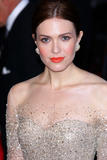 http://img19.imagevenue.com/loc160/th_63116_celebrity_paradise.com_TheElder_MandyMoore59_122_160lo.jpg